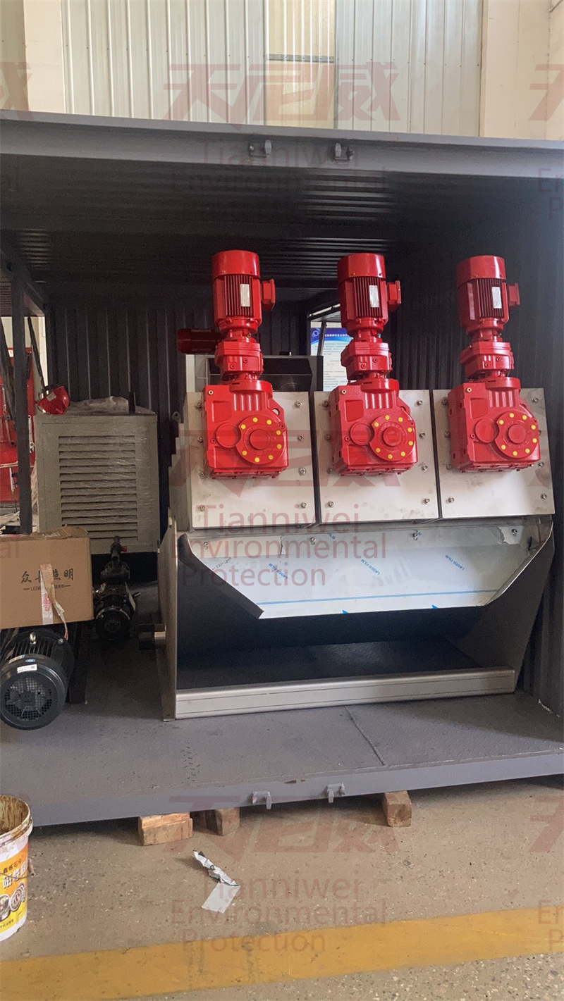 專業污泥清淤,沉淀池清淤,滲濾液清淤